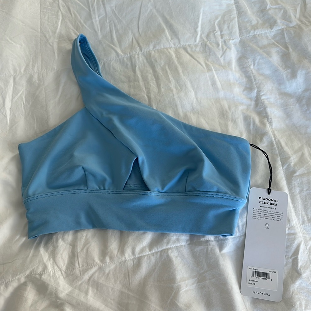Alo Diagonal Flex Bra BRAND NEW WITH TAG